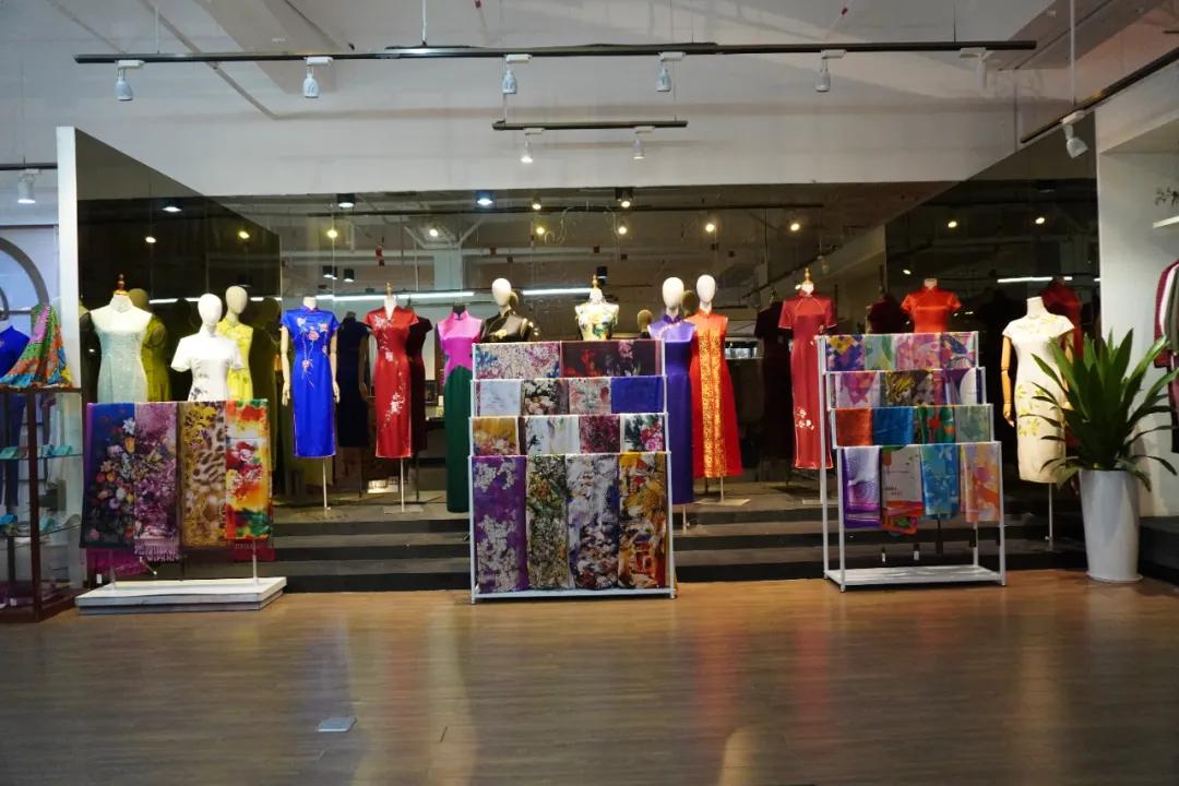 旗袍经典面料,永不过时的旗袍面料