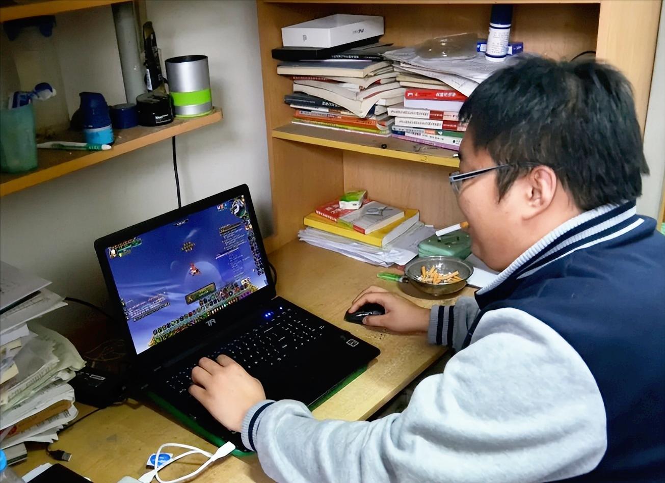 年轻人沉迷奶嘴乐,年轻人沉迷游戏危害