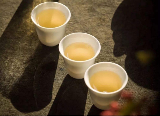 新年将至在此提醒大家,新年将至好茶好酒到位