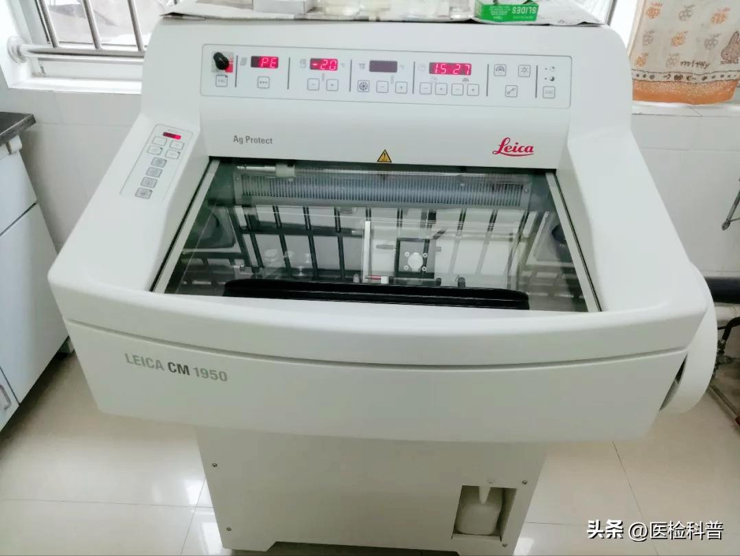 医院失误导致女子胸部被切除,女子被误诊切除子宫