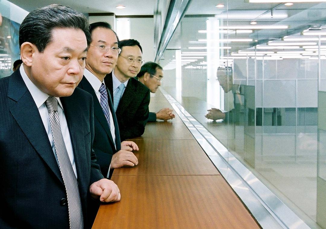 巨亏432亿,巨亏472亿背后的机会