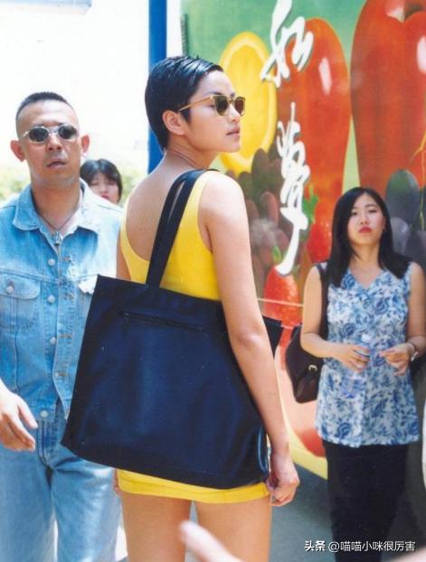 短粗手的女明星,粗短手女星