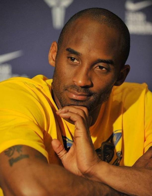 科比07年打灰熊,07年科比季后赛数据