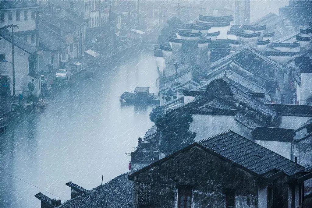 去一趟苏州看看诗人笔下的姑苏,当代文人笔下的苏州