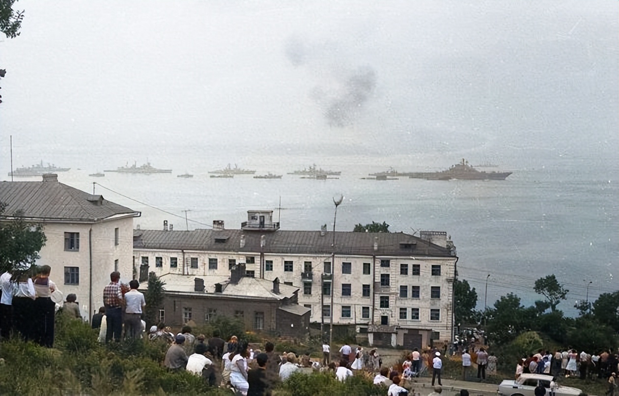 80年代的符拉迪沃斯托克的温馨照片