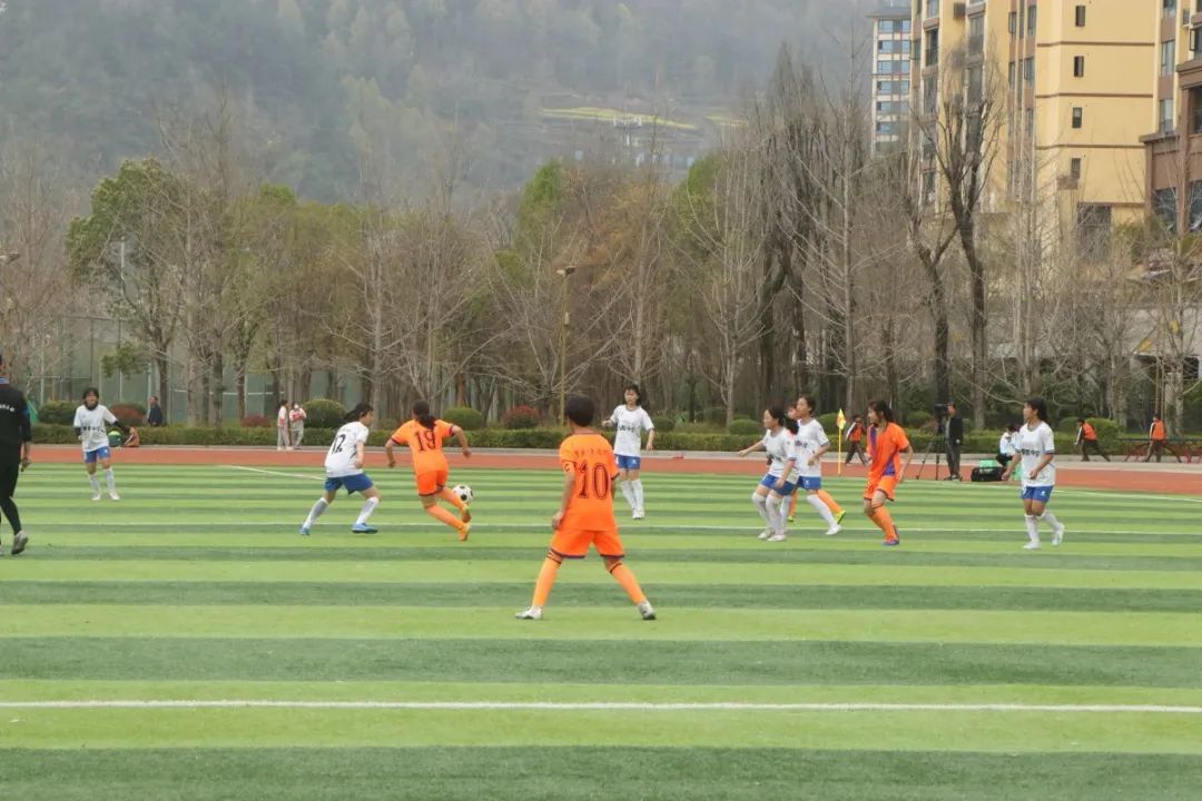 务川黄都中学足球比赛,遵义市校园足球三级联赛务川