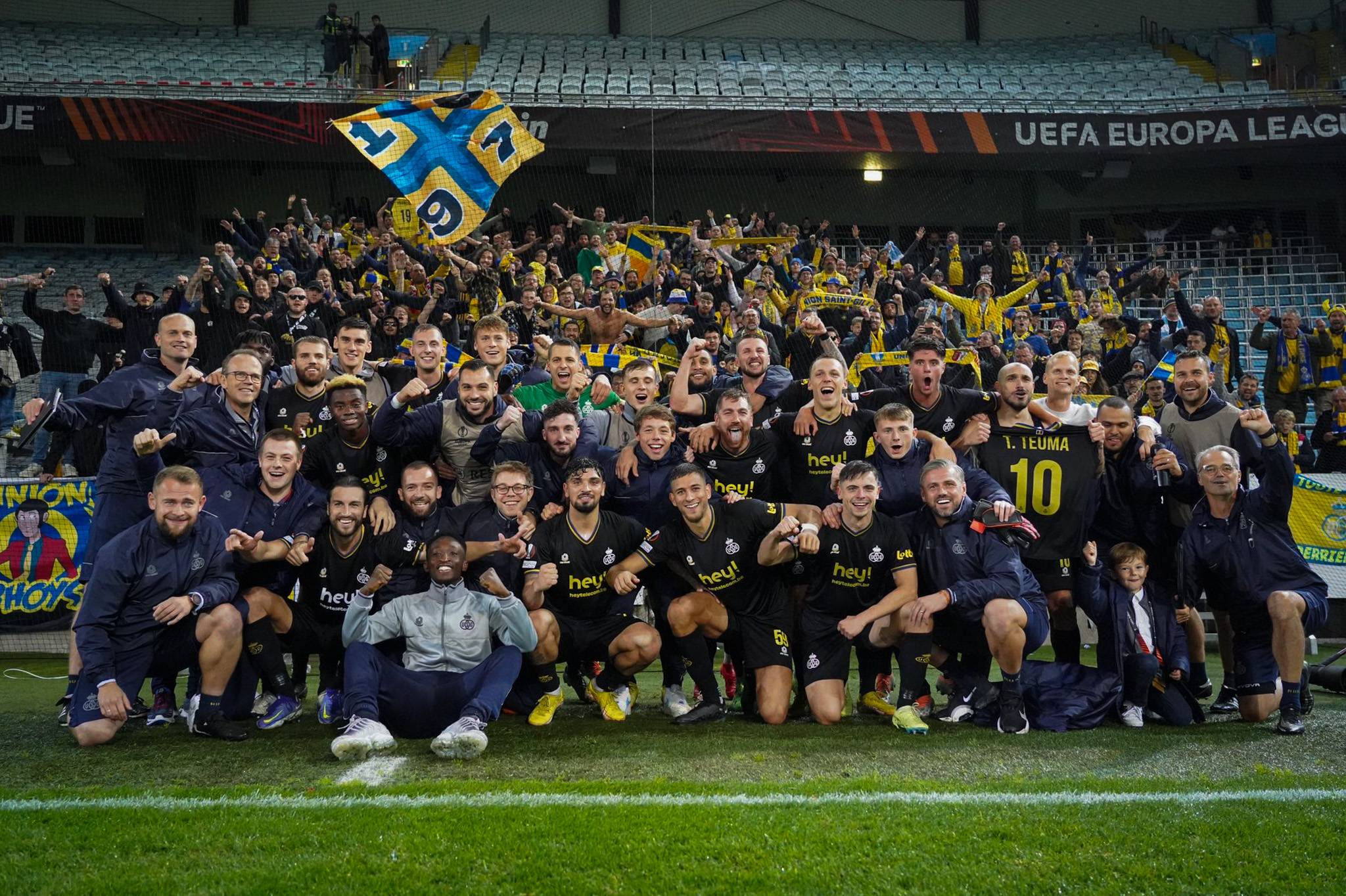 欧战首秀就晋级淘汰赛的圣吉罗斯联：塞纳河畔的过气豪门