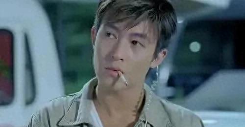 曝光！陈冠希私密照惊人尺度，网友热议