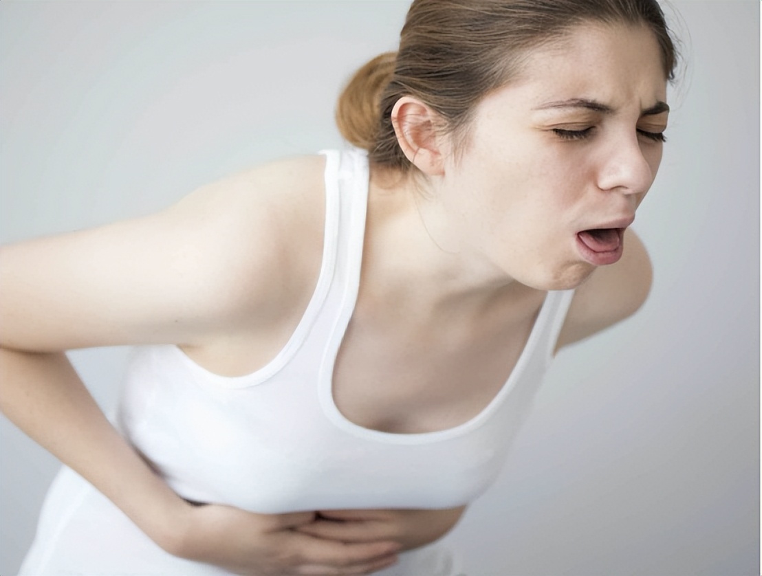 治疗尿路感染中医好还是西医好,尿路感染的原因和解决方案