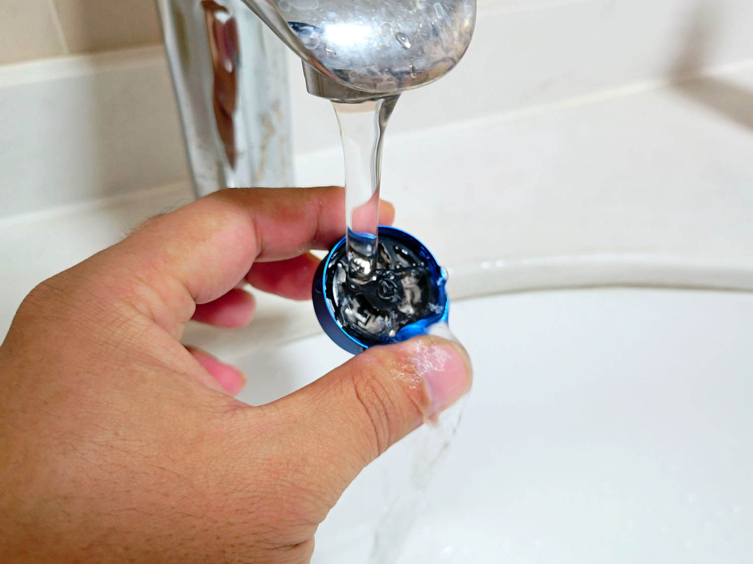 实用剃须刀评测,须眉四刀头剃须刀评测