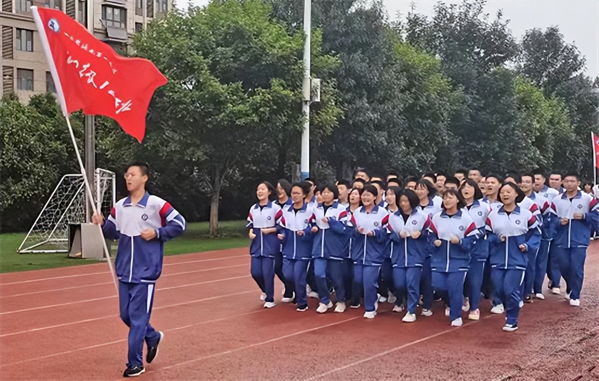 走出1省委书记,山东1中学再添举措经典启智赛事育人,决胜高考