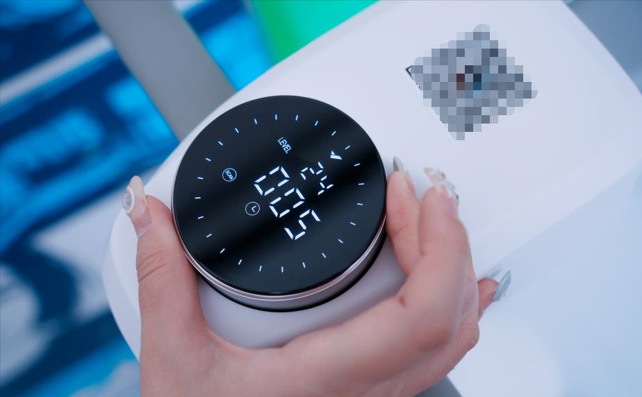 动感单车伤到膝盖了会不会很严重,动感单车不站着骑对膝盖有伤害吗