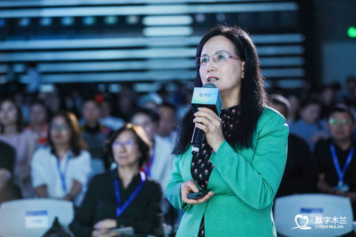 “数字木兰”女性发展年会杭州举办，聚焦数字时代女性发展议题