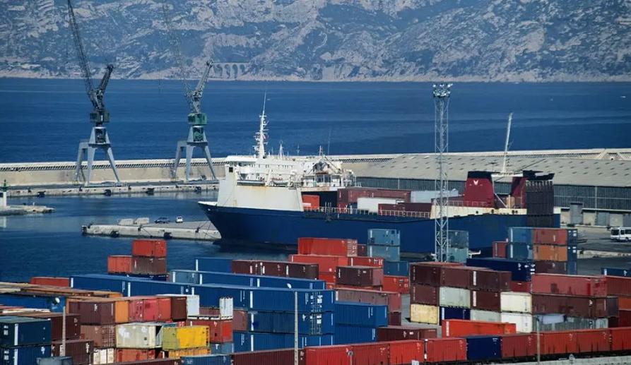 尹锡悦上台临近，韩军称中国军机飞入韩防识区，赵立坚：飞越自由