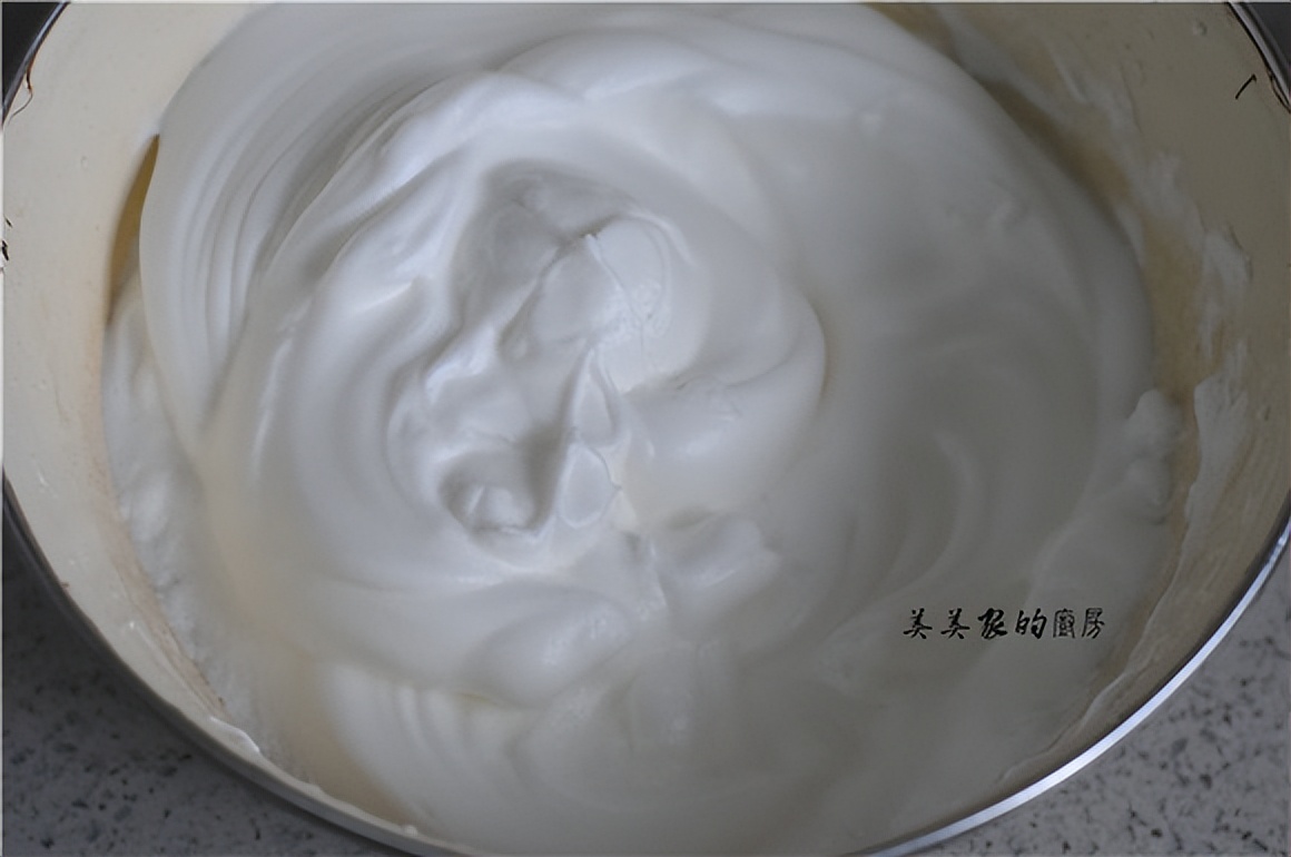 怎么做蛋糕不用电饭锅不用烤箱,怎么用电饭锅做蛋糕又软又蓬松