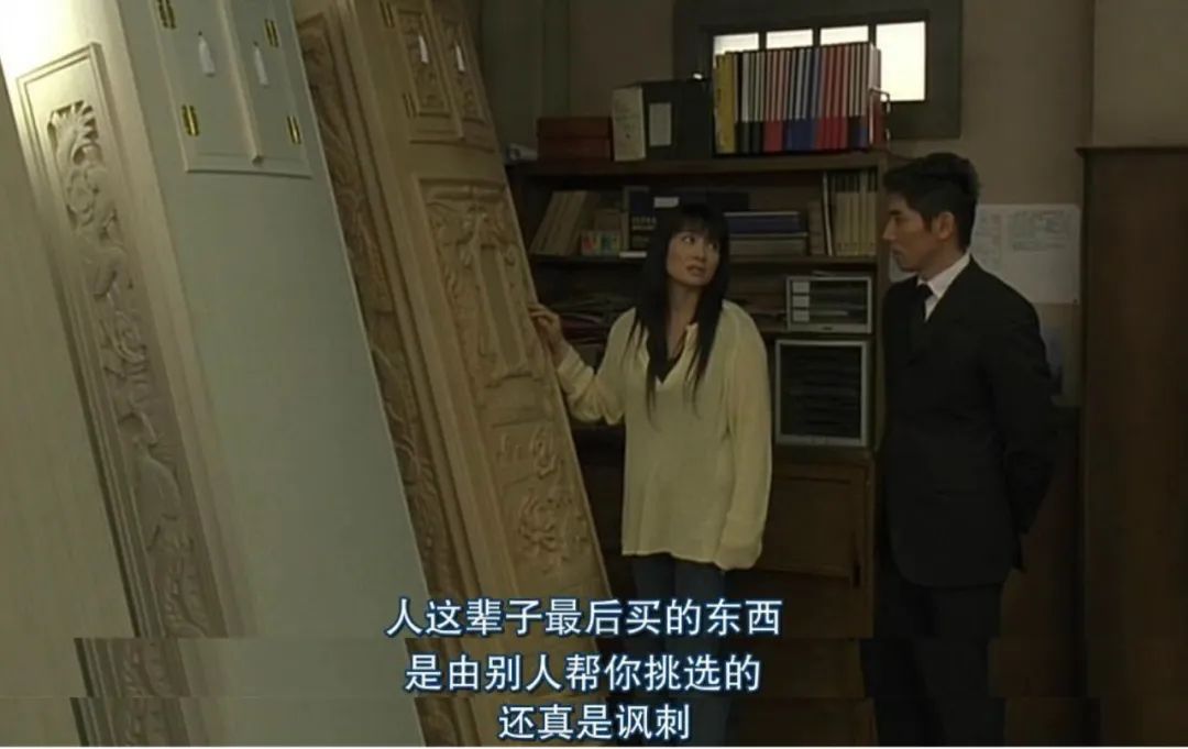 80后女孩记录世界奇葩葬礼，吸粉200万