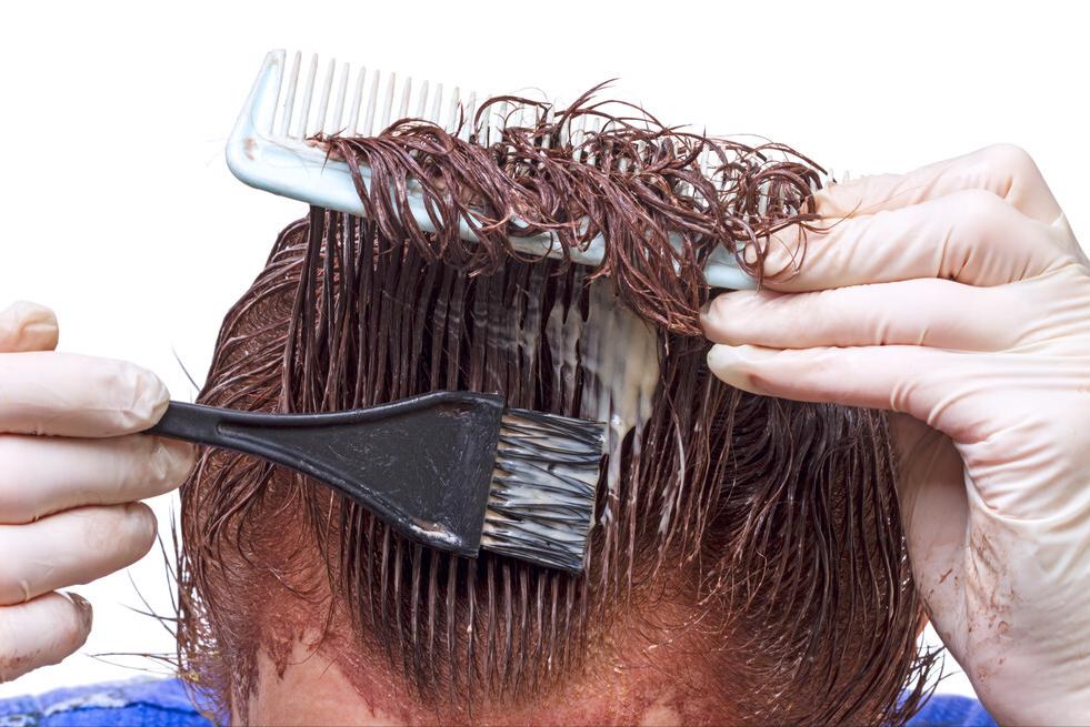 不洗头发直接染发能染好吗,染发前一定要两天不洗头吗