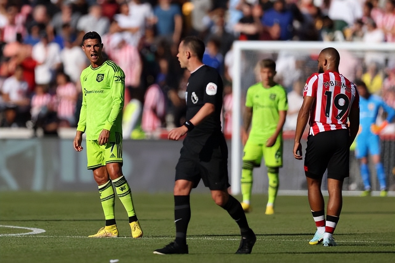 曼联0-1阿森纳创三大耻辱纪录,耻辱第1-2季