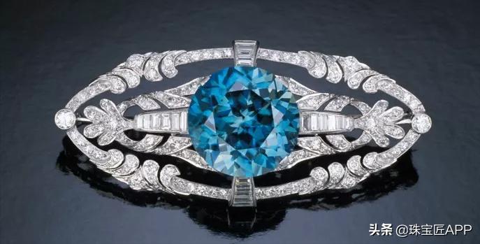 天然锆石有火彩吗,真正的天然红锆石长什么样