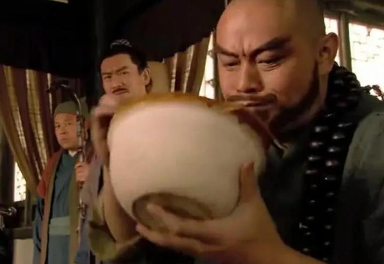 鲁智深和宋江吃鸡,宋江鲁智深吃饺子