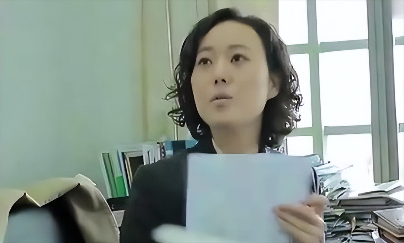 上海“女色贪”终落马！甘愿被三名富商*养包**，随身携带8个安全套