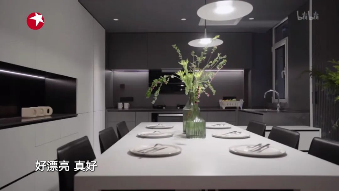 青岛小夫妻小院改造,青岛老破小40平小户型改造