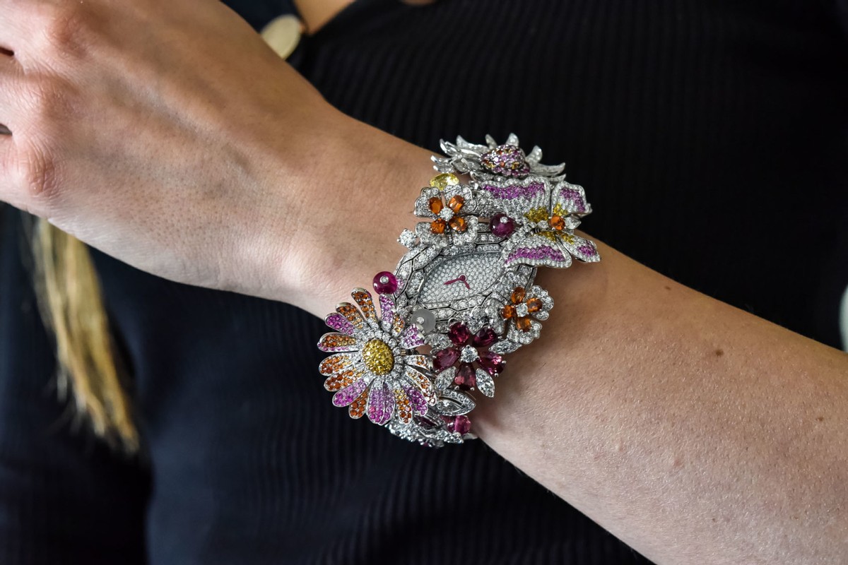 世界上最漂亮的智能手表排名,十大最奢华的女士手表品牌