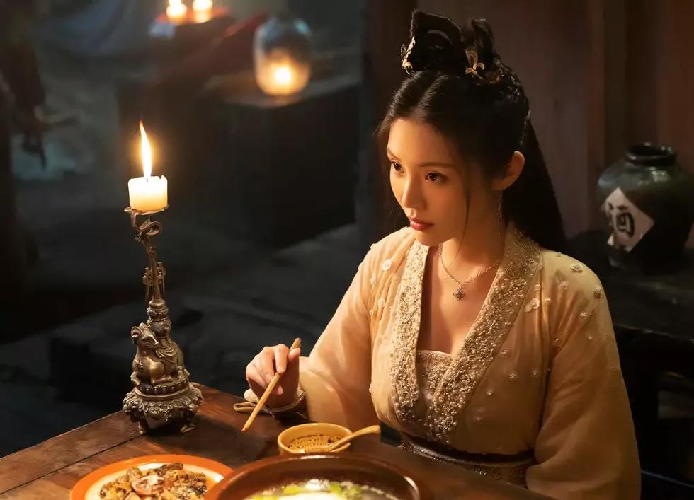 徐冬冬惊艳美照时装秀,徐冬冬绝美反差变装