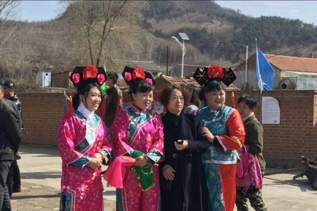 辽宁腰站村有多少人口,腰站村满族人图片