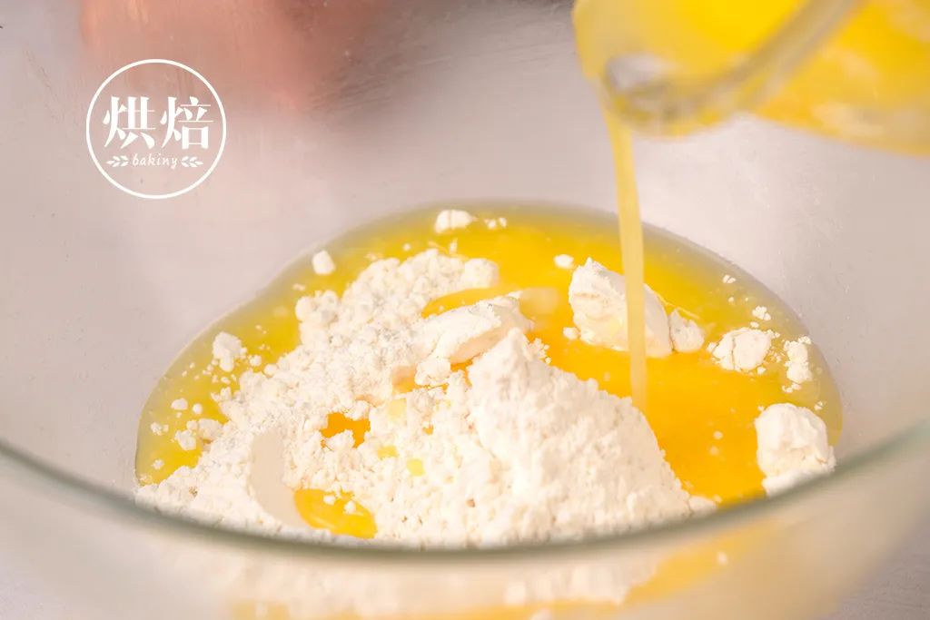 15块一个的蛋黄酥,平价好吃蛋黄酥