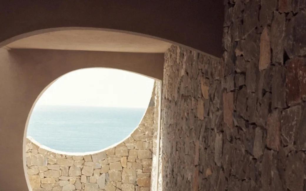 西班牙鬼才建筑师的梦幻世界,西班牙鬼才