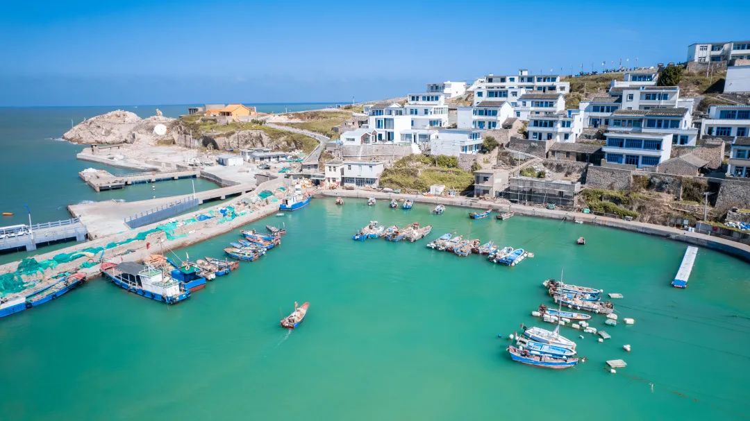 世界上被遗忘的小岛,大海中的神秘无人小岛