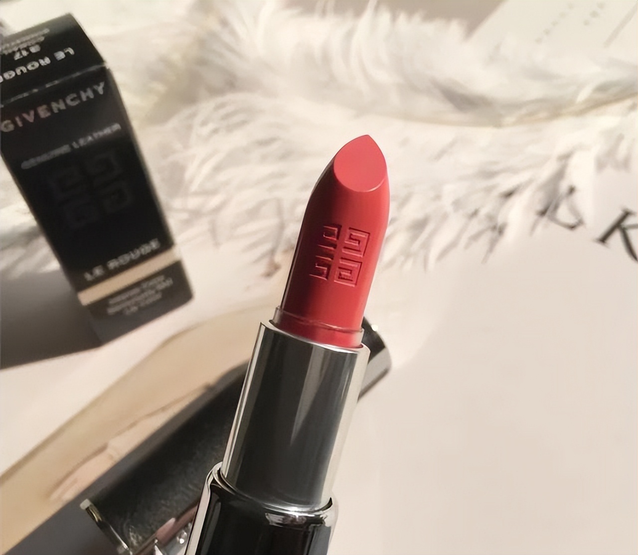 踩雷的口红显老又显黑，真想垃圾桶见！而一些口红却真的好惊艳！