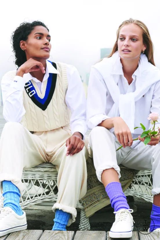 毛衣衬衫叠穿搭配什么裤子,冬天衬衫如何搭配毛衣