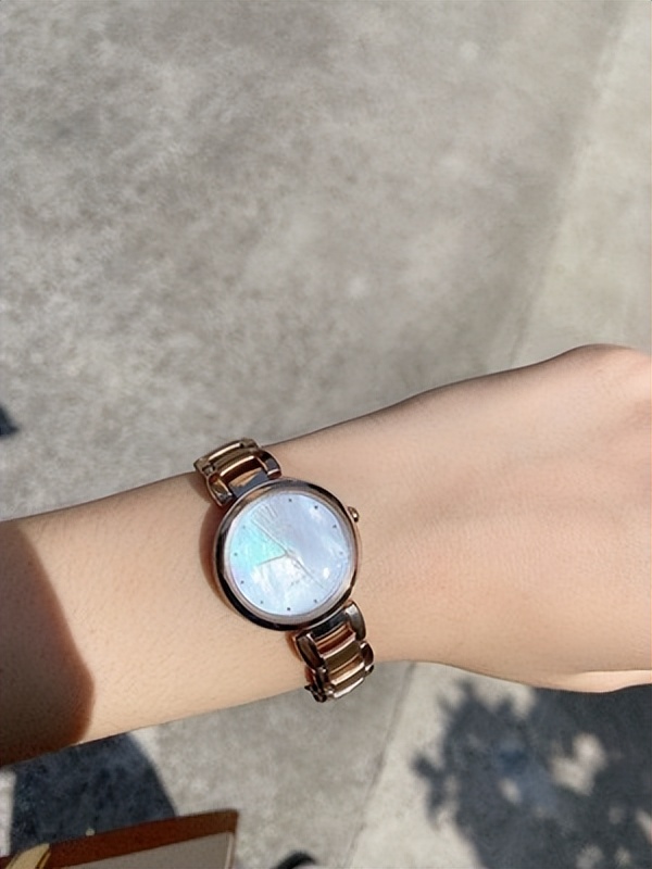 西铁城男表光动能哪款好,西铁城citizen光动能女表ex1480