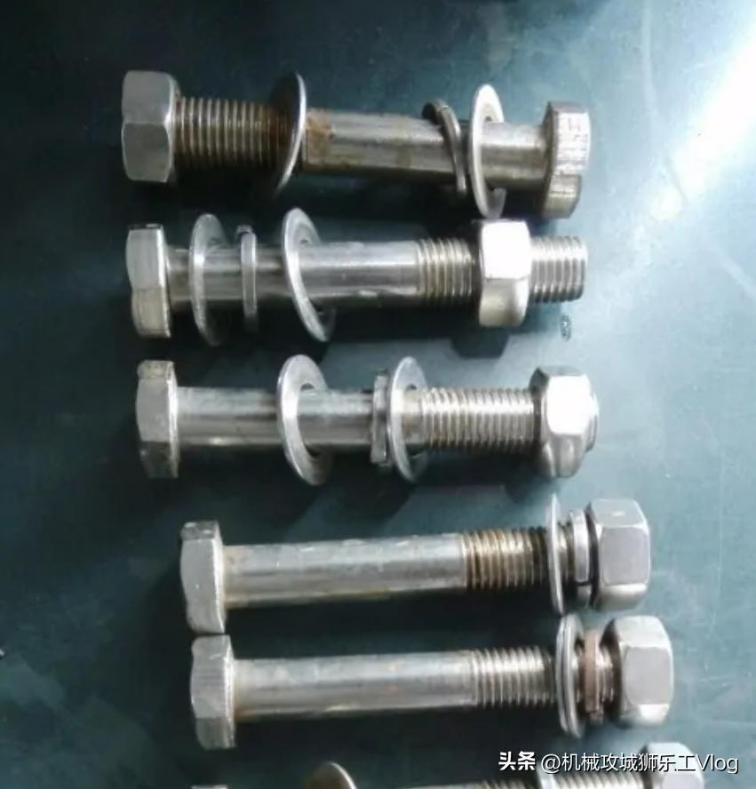 螺丝长度是指全长还是螺杆长度,膨胀螺丝的长度是总长还是丝长