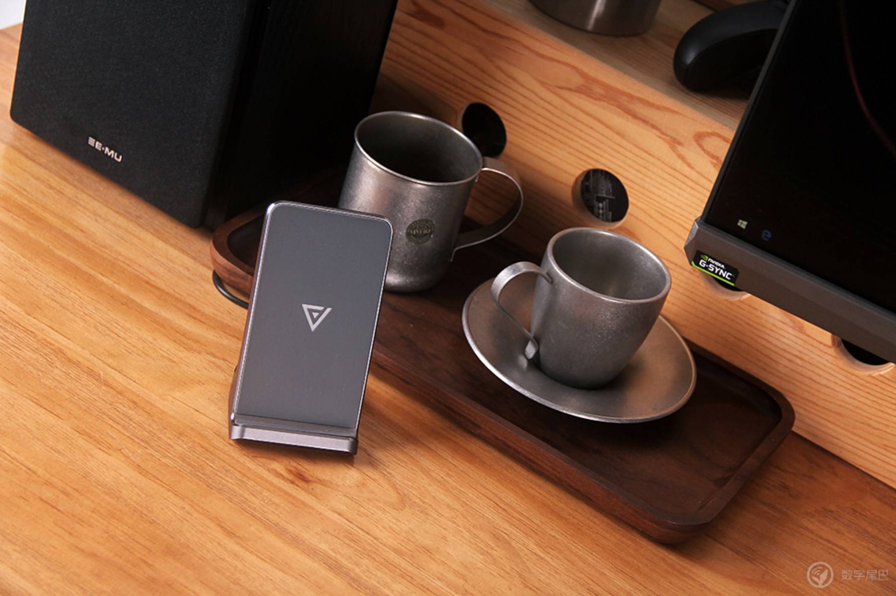 推荐几款高逼格电脑桌面,实用科技感很强的电脑桌面