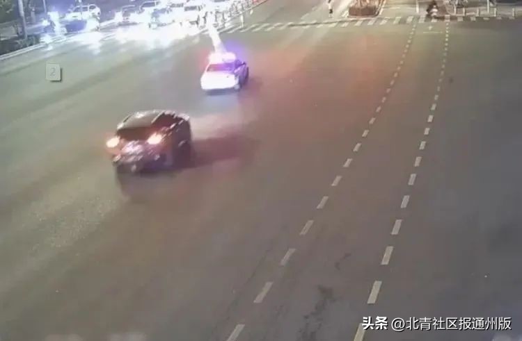 一小孩误食磁力球,幼童误食28颗磁力珠被救