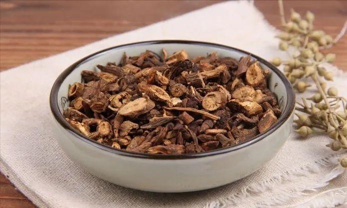 教你们一个改善痘痘的秘诀,治姨妈痘用什么最好