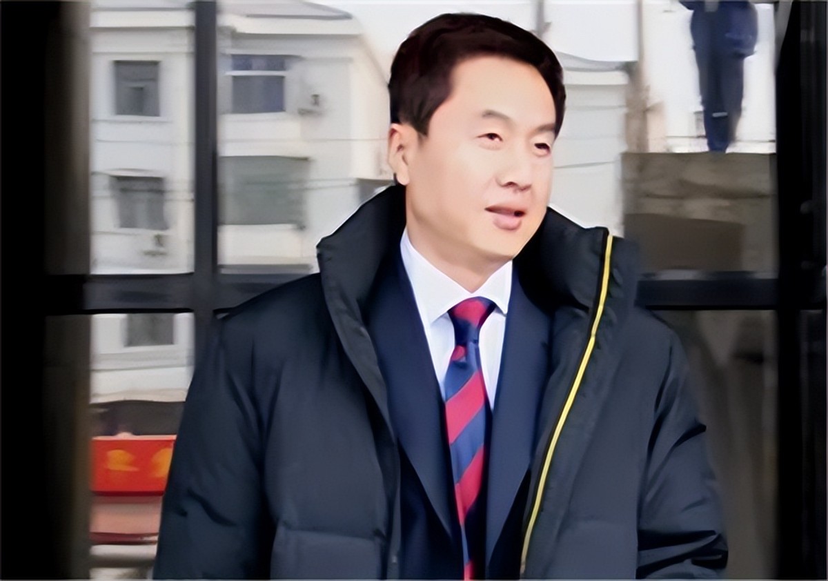 施之皓李楠为什么在一起,施之皓娶徒弟李楠