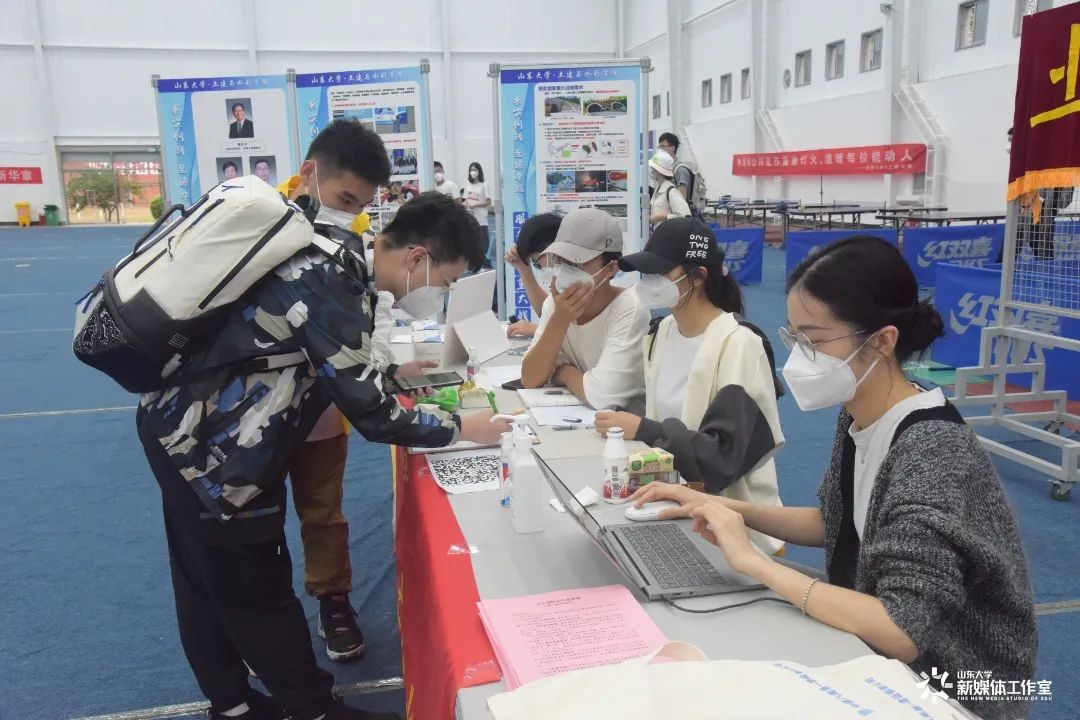 山海有相逢风雨有归期,山海有相逢相见有归期