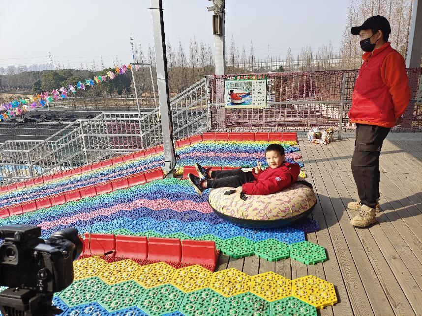 江苏大型儿童成长节目剪刀石头布,小鸭嘎嘎儿歌石头剪刀布早教0-3岁