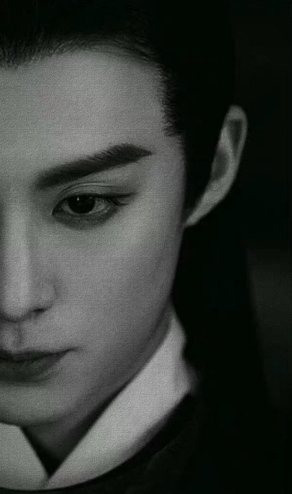 东方青苍的眼睛素描怎么画,东方青苍的眼妆对比