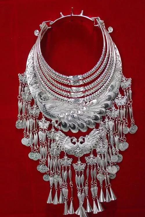 银饰品变黄了怎么清洗,银饰品发黑可以用酒精清洗吗