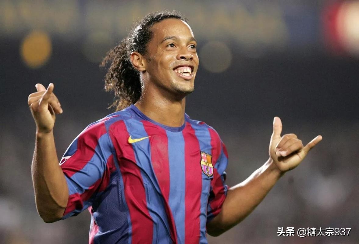 足球传奇罗纳尔迪尼奥,罗纳尔迪尼奥巅峰集锦