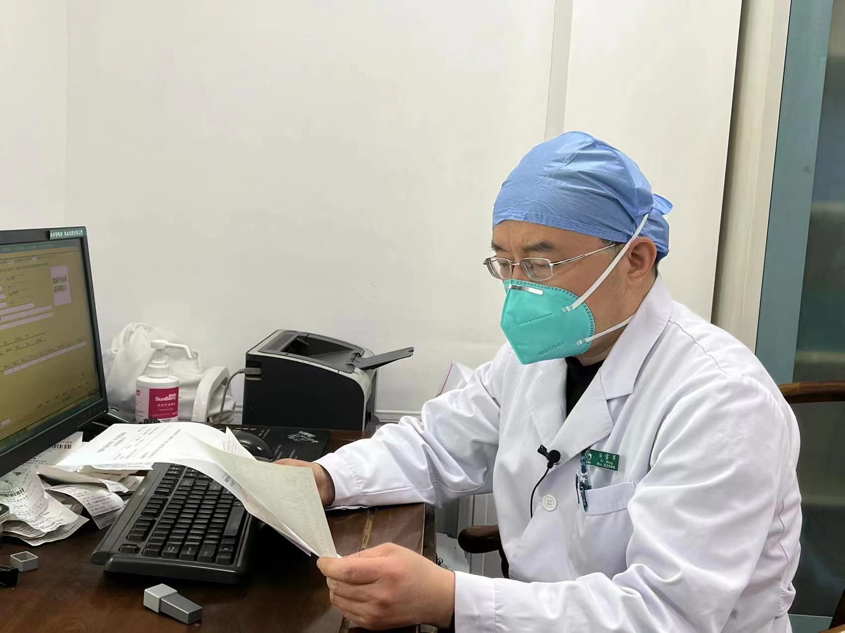 长期关节炎疼痛解决最好办法,小关节疼痛是怎么治愈