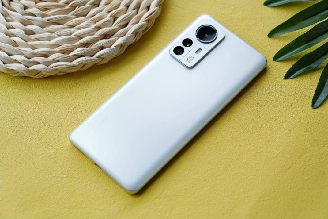 小米新款骁龙8旗舰机曝光,小米手机骁龙8第二代