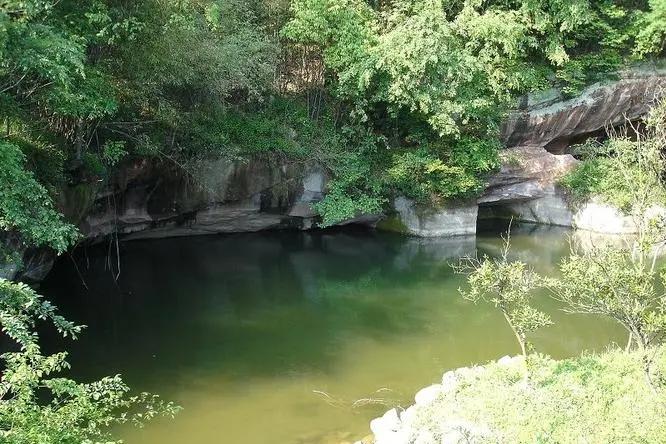 龙游石窟是什么时候发现的,龙游石窟历史上有没有记录