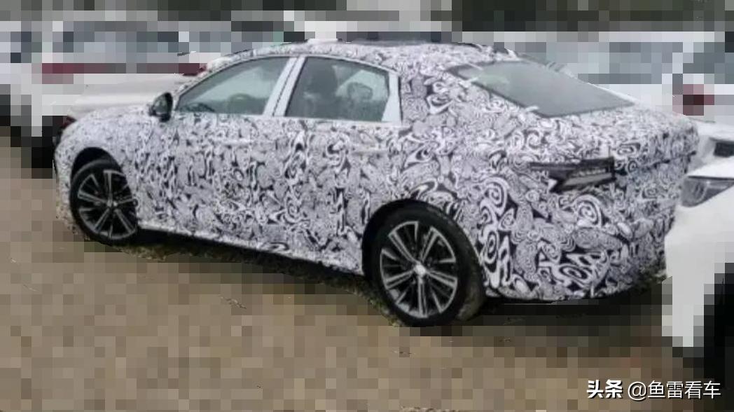 首曝奇瑞m1e2022新款,奇瑞m1e内饰后排