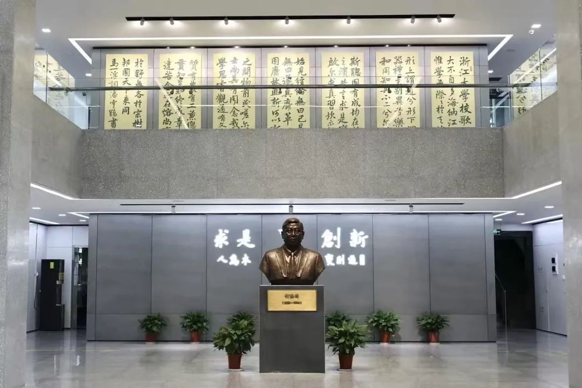 河南大学今年浙江招生计划,浙江河南大学招生简章